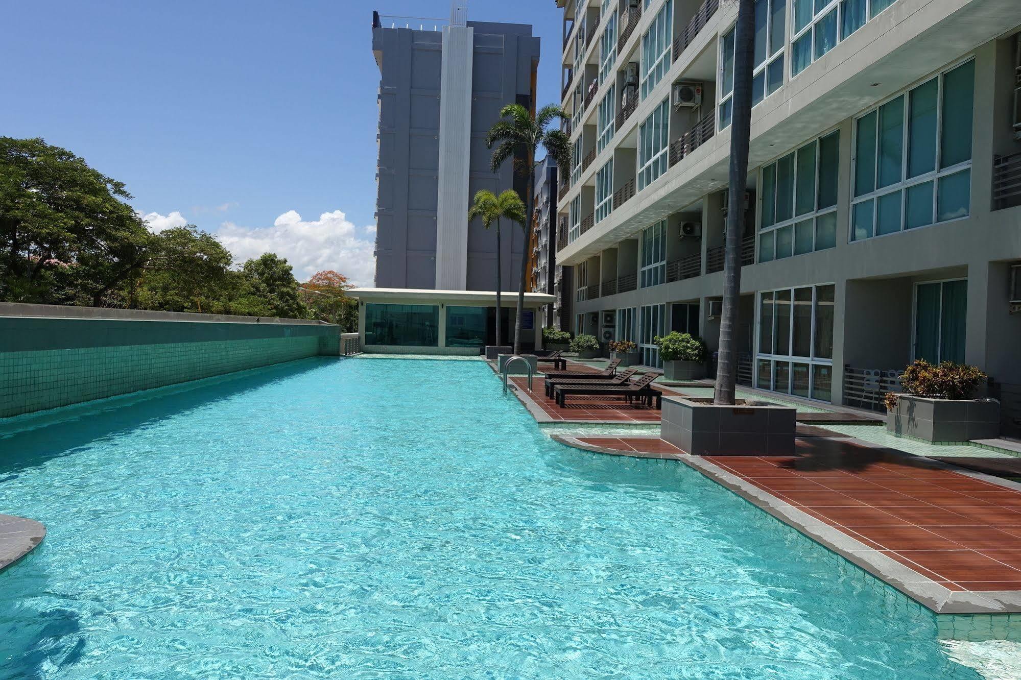 Musselana Condominium Джомтьен Экстерьер фото